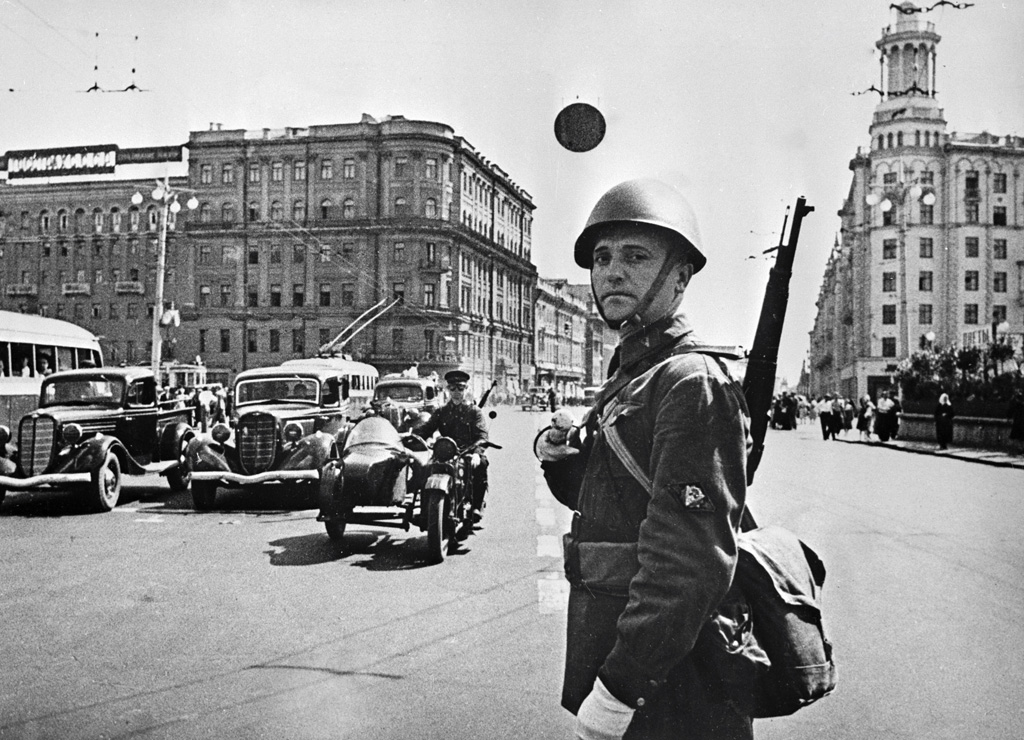 Soviet policeman on Gorky Street, Moscow, Russia, 1 Aug 1941