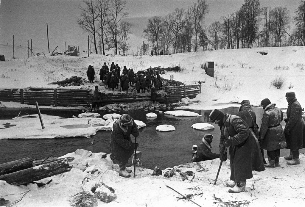 Soviet Army engineers preparing to build a bridge, near Naro-Fominsk, Russia, 28 Dec 1941