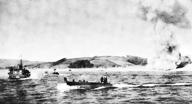 Amphibious invasion training in England, United Kingdom in preparation for Operation Overlord, 1944, photo 4 of 4