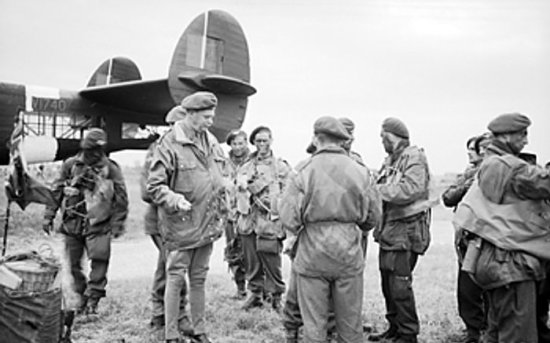 Major General R. N. Gale of UK 6th Airborne Division talking to troops of 5th Parachute Brigade, Royal Air Force Harwell, Berkshire, England, UK, 4 or 5 Jun 1944