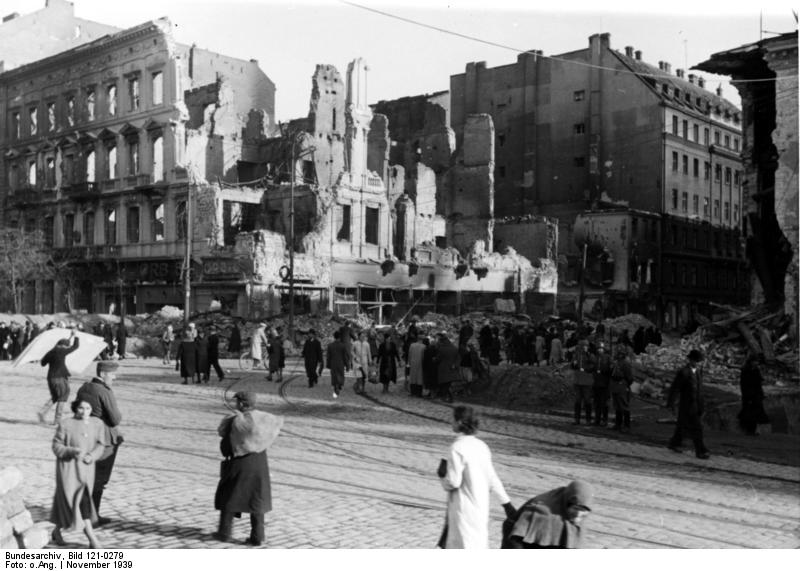 Damaged bulidings in Warsaw, Poland, Nov 1939, photo 5 of 5; intersection of Marszalkowska Street and Jerusalem Avenues