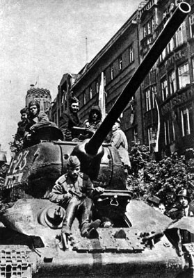 Soviet T-34 tank in Prague, Czechoslovakia, May 1945, photo 1 of 2