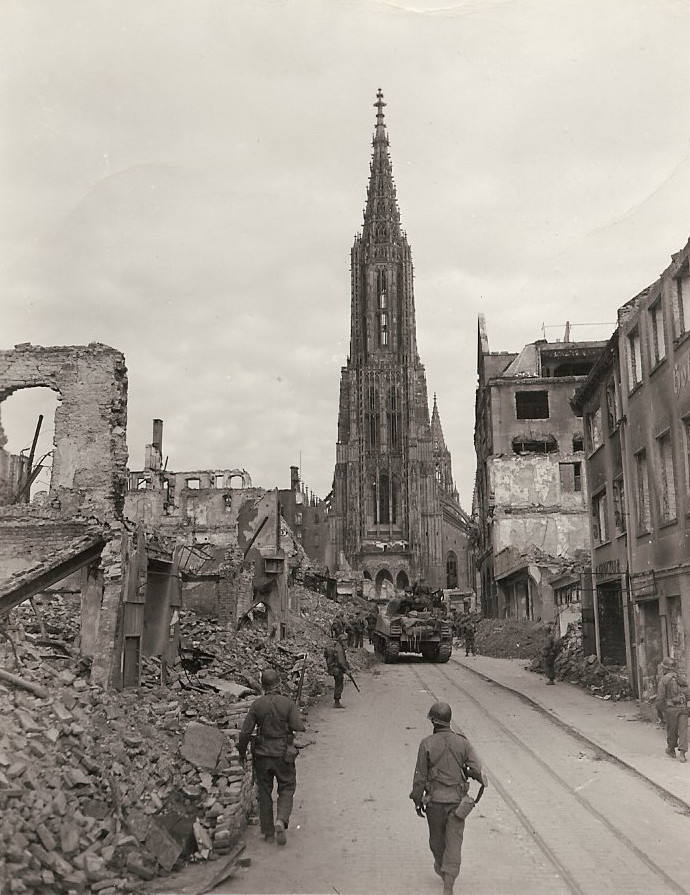 Ulm Münster standing amongst devastation, Ulm, Germany, 25 Apr 1945