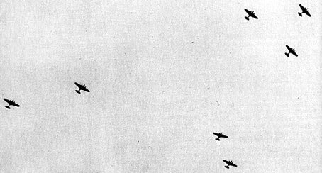 Soviet SB-2 bombers over Helsinki, Finland, 30 Nov 1939