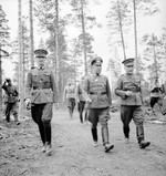 German Col General Nikolaus von Falkenhorst and Finnish Maj General Hjalmar Siilasvuo at their meeting in Kuusamo, Finland, 29 Aug 1941. Photo 2 of 4.