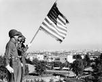US Army honor guard presenting the colors outside the President’s villa ‘Dar es Saada’ in the Anfa neighborhood of Casablanca, French Morocco during the Casablanca Conference, Jan 1943.