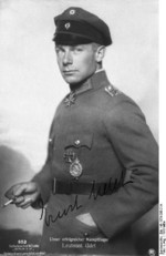 Portrait of Lieutenant Ernst Udet, mid-1918; note Pour le Mérite