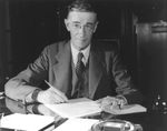 Vannevar Bush at his desk, circa 1942