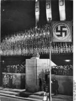 Goebbels speaking during Mussolini