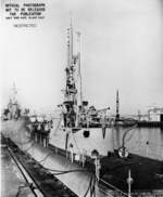 USS Puffer in Mare Island Naval Shipyard, California, United States, 20 Nov 1944, photo 1 of 2