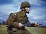 British paratrooper with a Sten gun in training in Britain, circa late 1942