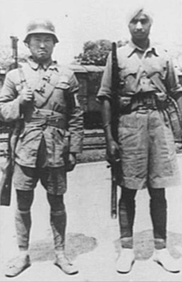 Chinese and Indian soldiers in Burma, Dec 1942