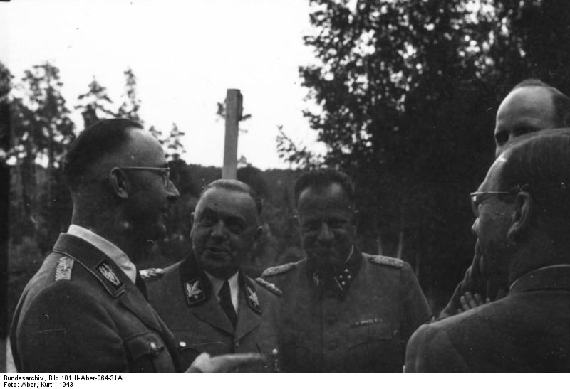 Subhash Chandra Bose and Heinrich Himmler, Germany, summer 1942, photo 1 of 5