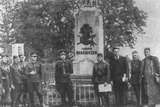 Ferdinand Catlos at the Tadeusz Kosciuszko monument in Sanok, southern Poland, circa late Sep 1940