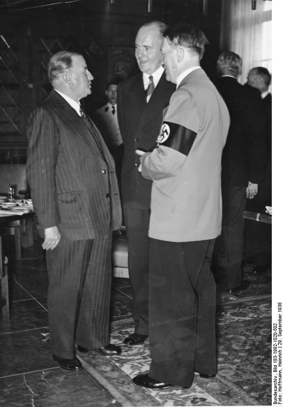 Daladier speaking to Hitler through interpreter Paul Otto Gustav Schmidt, Munich Conference, Germany, 29 Sep 1938