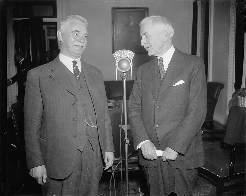 Norwegian Foreign Minister Halvdan Koht and US Secretary of State Cordell Hull, State Department, Washington DC, United States, 27 Oct 1937