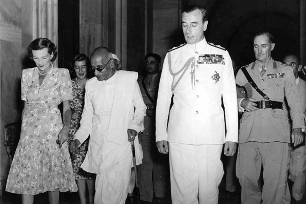 Lady Edwina Mountbatten, C. Rajagopalachari, and Lord Louis Mountbatten at Darbar Hall of Government House, New Delhi, India, 1947