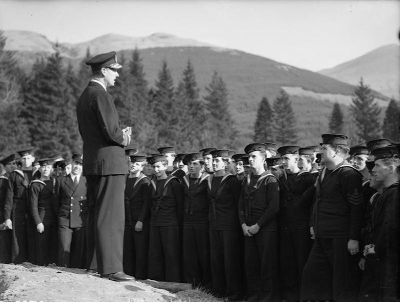 Louis Mountbatten addressing Royal Navy signallers at a Combined Operations base, 1940s
