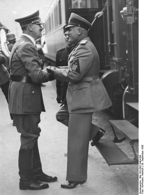 Adolf Hitler and Benito Mussolini at München, Germany for the Munich Conference, 29 Sep 1938, photo 1 of 9