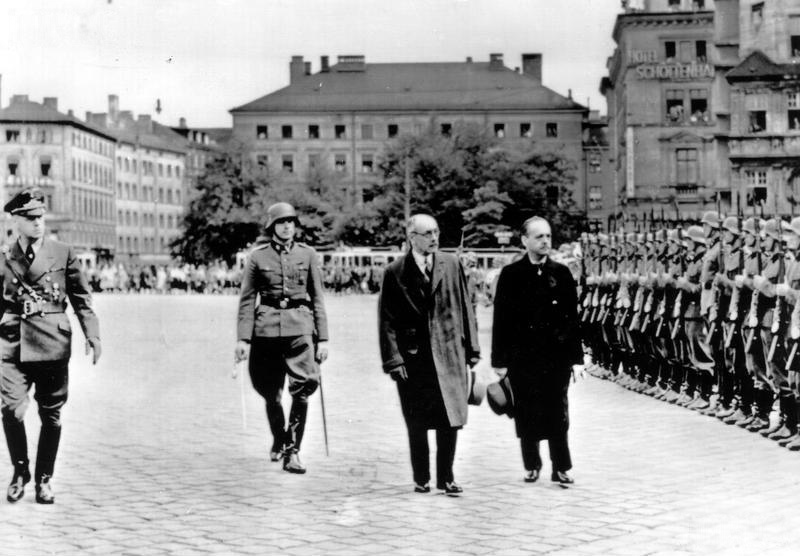 Hungarian Prime Minister Pál Teleki and Hungarian Foreign Minister István Csáky in München, Germany, 10 Jul 1940; note German Foreign Minister Joachim von Ribbentrop at left
