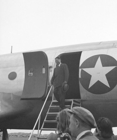 Song Ziwen arriving in Moscow, Russia, circa 13-14 Aug 1945
