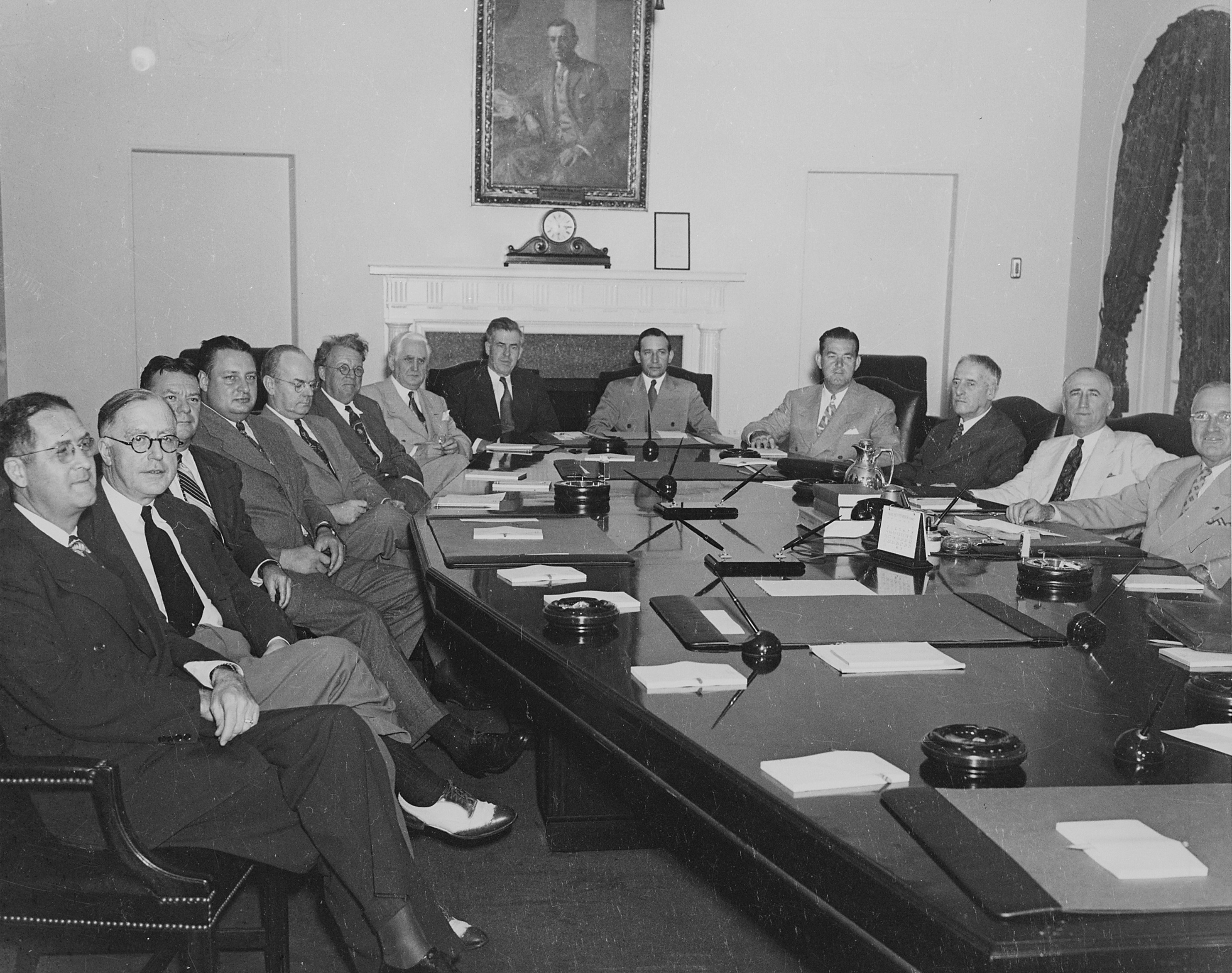 US President Harry Truman with his cabinet, White House, Washington DC, United States, 10 Aug 1945, photo 4 of 5