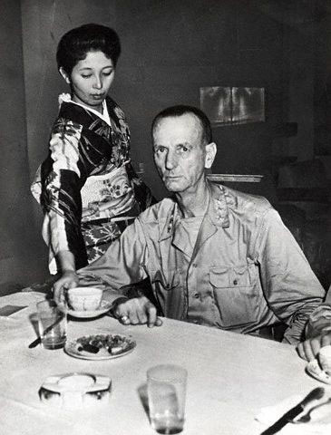 Wainwright dining at New Grand Hotel, Yokohama, Japan, 30 Aug 1945