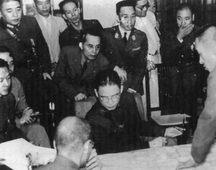 [Photo] Wang Jingwei at a meeting, China, date unknown | World War II ...