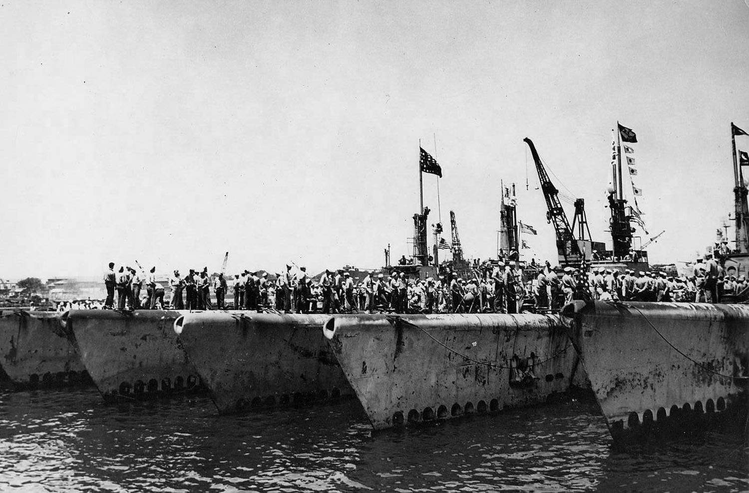 Five of Hydeman's Hellcats upon their return from Operation Barney: USS Flying Fish, USS Spadefish, USS Tinosa, USS Bowfin, and USS Skate, Pearl Harbor, US Territory of Hawaii, 4 Jul 1945