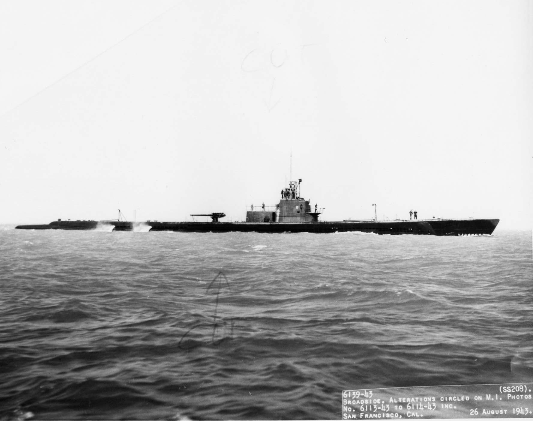 Starboard side view of USS Grayback off Hunter's Point, San Francisco, California, United States, 26 Aug 1943, photo 1 of 2