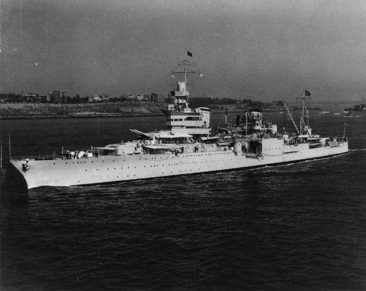 Indianapolis in New York Harbor with President Roosevelt onboard, 31 May 1934