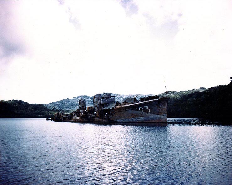 Kikuzuki after salvage, 1944, photo 2 of 6