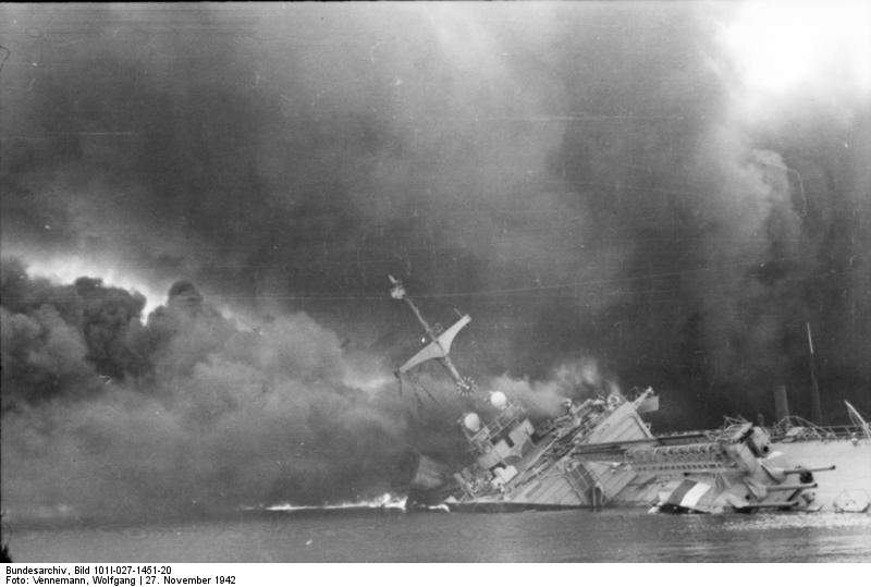 [Photo] French cruiser Marseillaise afire and sinking, Toulon, France ...