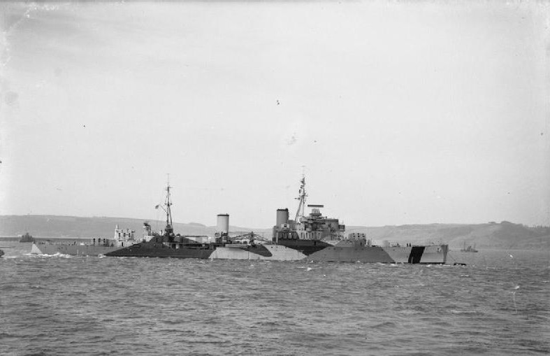 HMS Mauritius in harbor, 14 Apr 1942