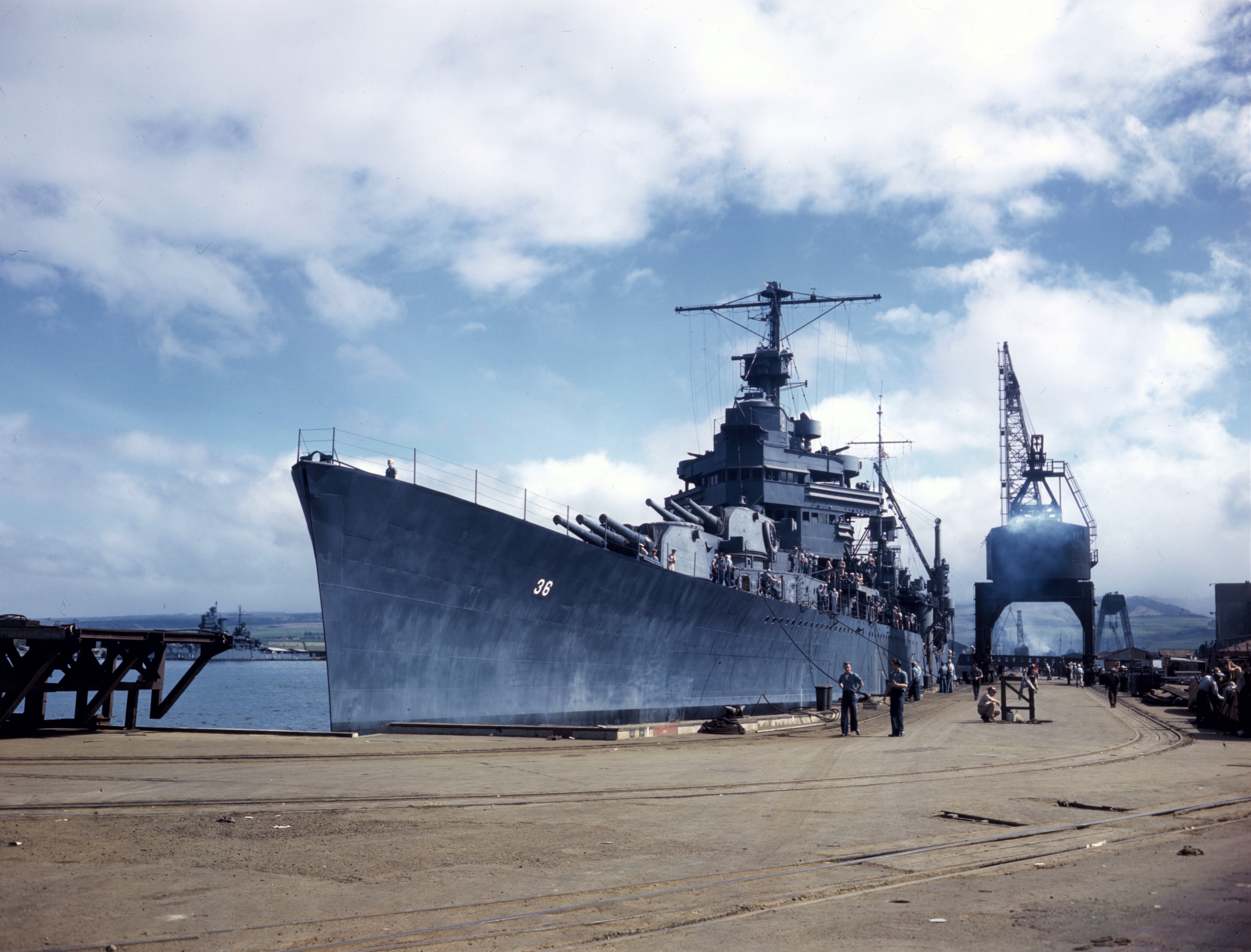 USS Minneapolis at Pearl Harbor, US Territory of Hawaii after being fitted with a new bow, 11 Apr 1943, photo 1 of 2
