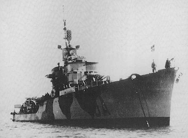 Destroyer Alfredo Oriani at La Maddalena, Sardinia, Italy, late 1943