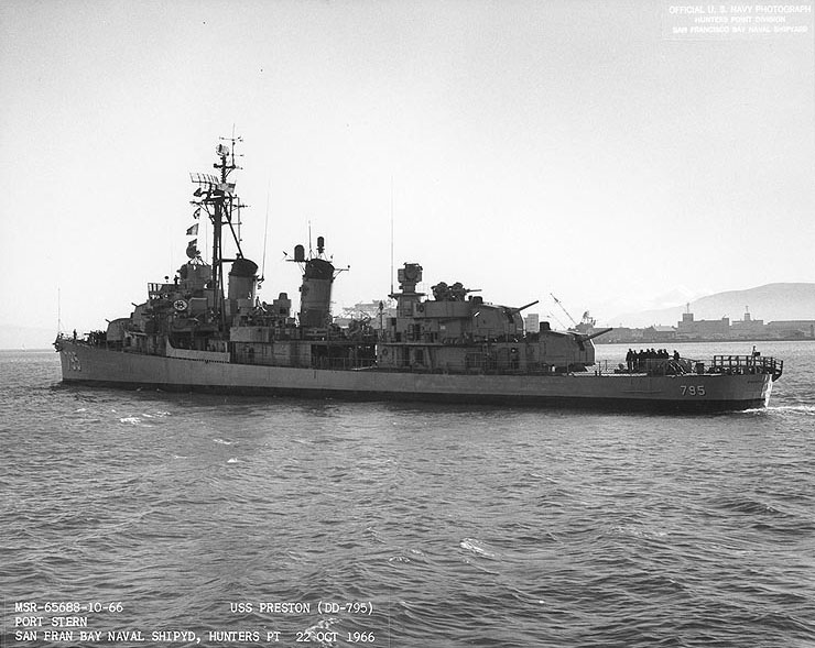 USS Preston off San Francisco Naval Shipyard, California, United States, 22 Oct 1966, photo 4 of 6
