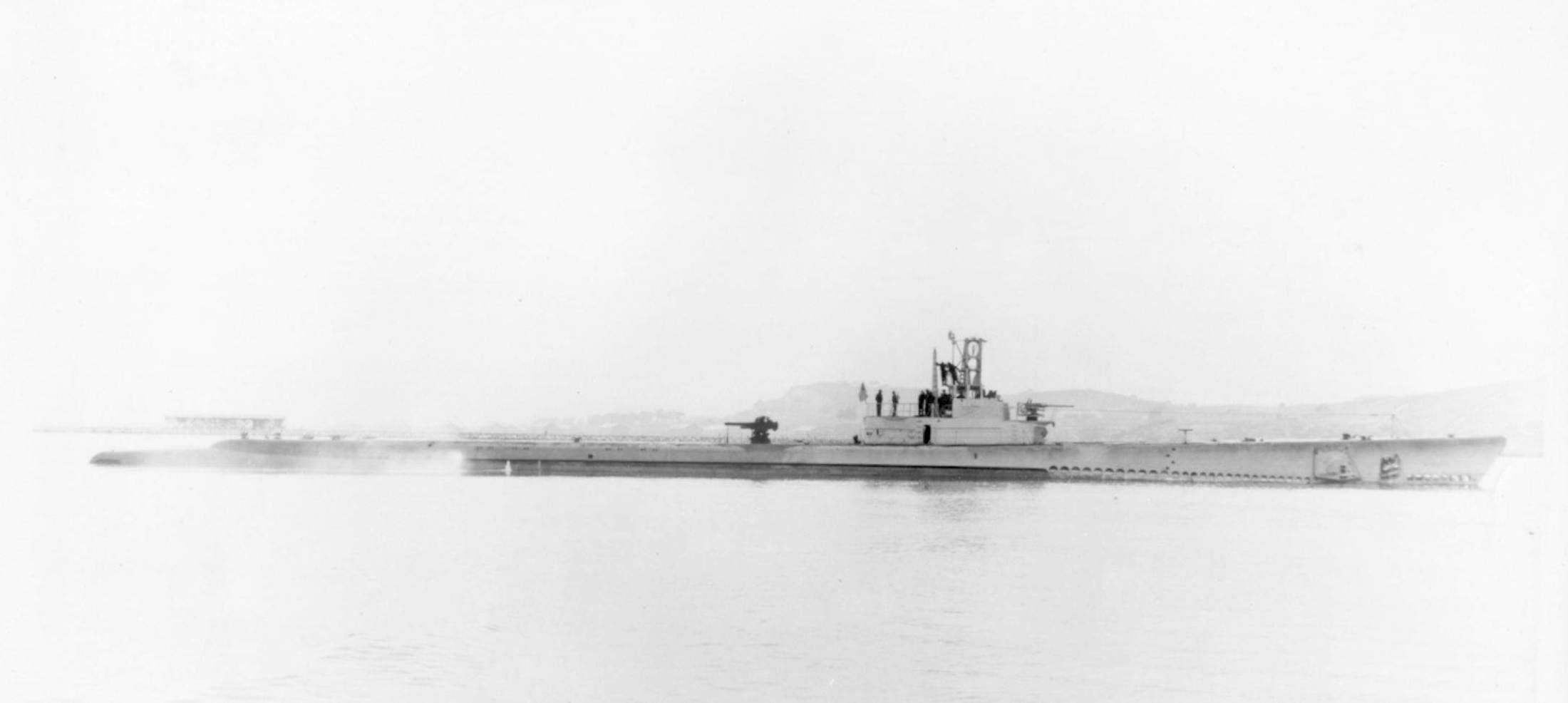 USS Ray underway, circa 1943-1945
