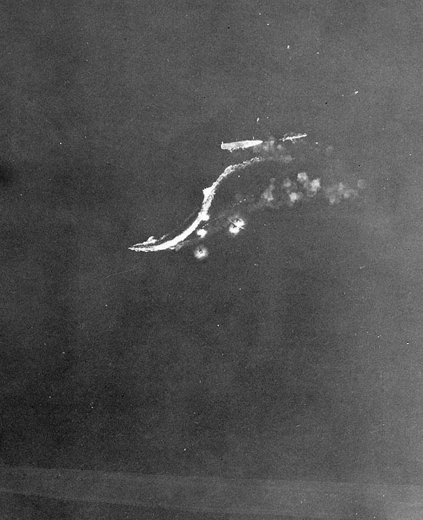 Aerial view of Ryujo during the Battle of the Eastern Solomons, 24 Aug 1942