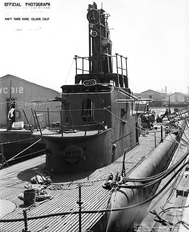 Sargo at Mare Island Navy Yard, 24 Aug 1944