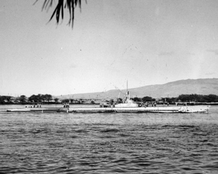 USS Tang at Pearl Harbor, US Territory of Hawaii, date unknown