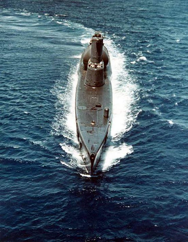 USS Tunny underway, mid-1953