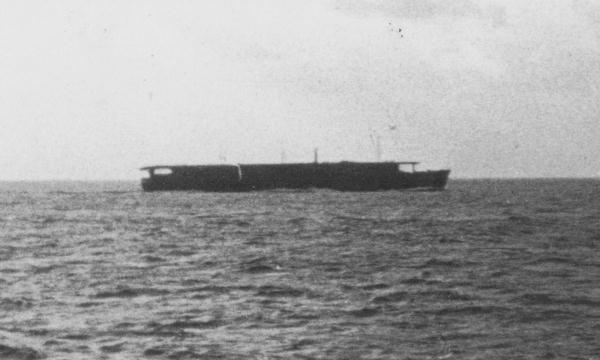 Carrier Unyo en route between Truk in the Caroline Islands and Yokosuka, Japan, early May 1943