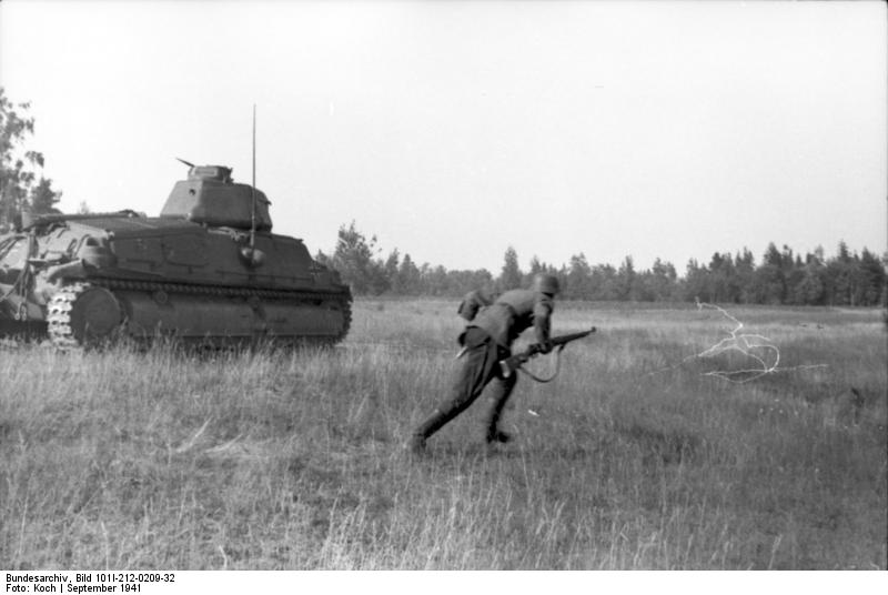 PzKpfw 35 S 739(f) medium tank on the Eastern Front, Sep 1941