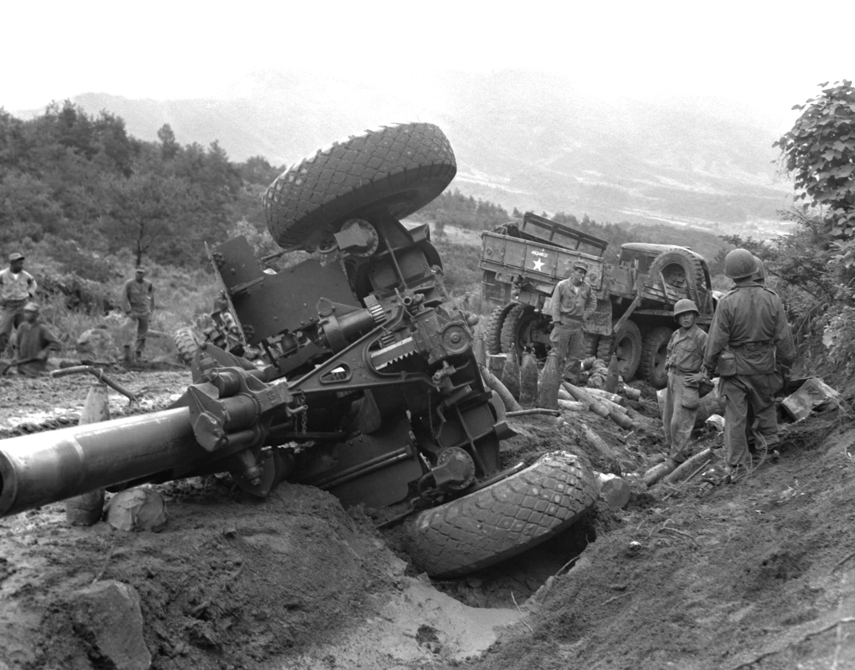 Flipped 155 mm Howitzer M1, Korea, 14 Jul 1953