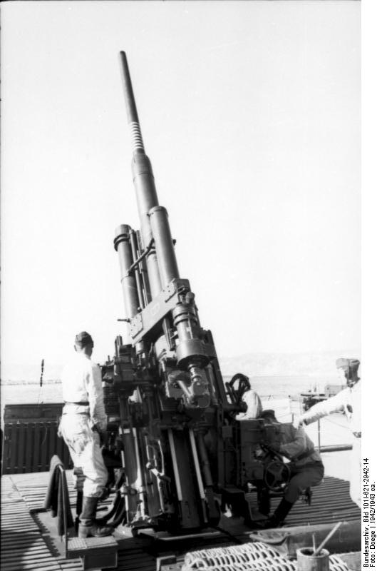 8.8 cm FlaK anti-aircraft gun on the French coast, operated by the German Luftwaffe, circa 1942-1943, photo 1 of 3