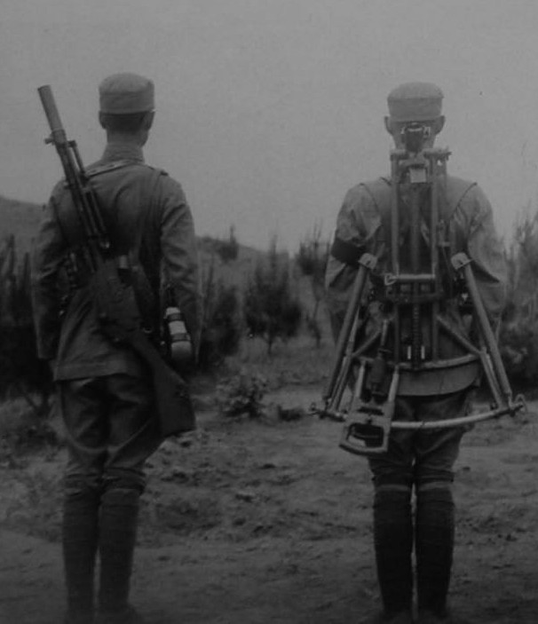 Chinese Madsen machine gun crew, date unknown