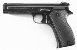 MAS M1935A handgun file photo [21303]