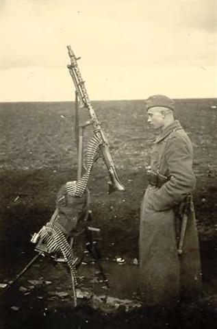 MG 34 machine gun mounted as an anti-aircraft weapon, 1940s