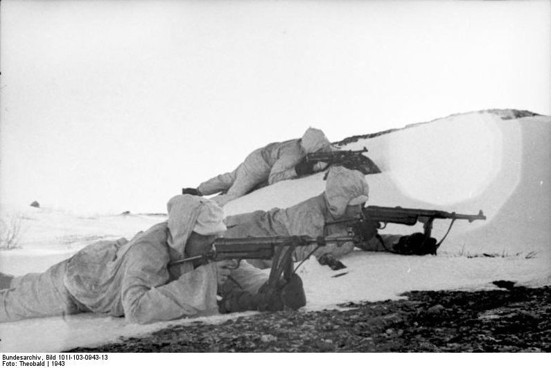 German troops with MP 40 submachine guns in Lapland, Finland, 1943
